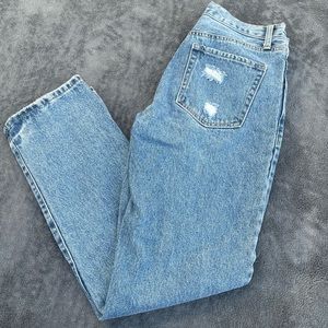 Forever 21 | Straight Distressed Blue Jeans | 26